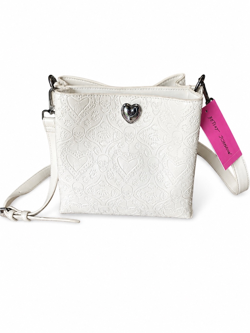 Betsey Johnson Xowally2 Chalk White Skull & Heart Embossed Purse